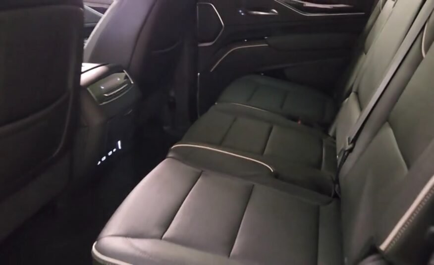 2021 Cadillac Escalade Sport