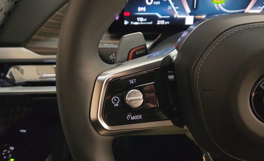 2023 BMW 760i xDrive